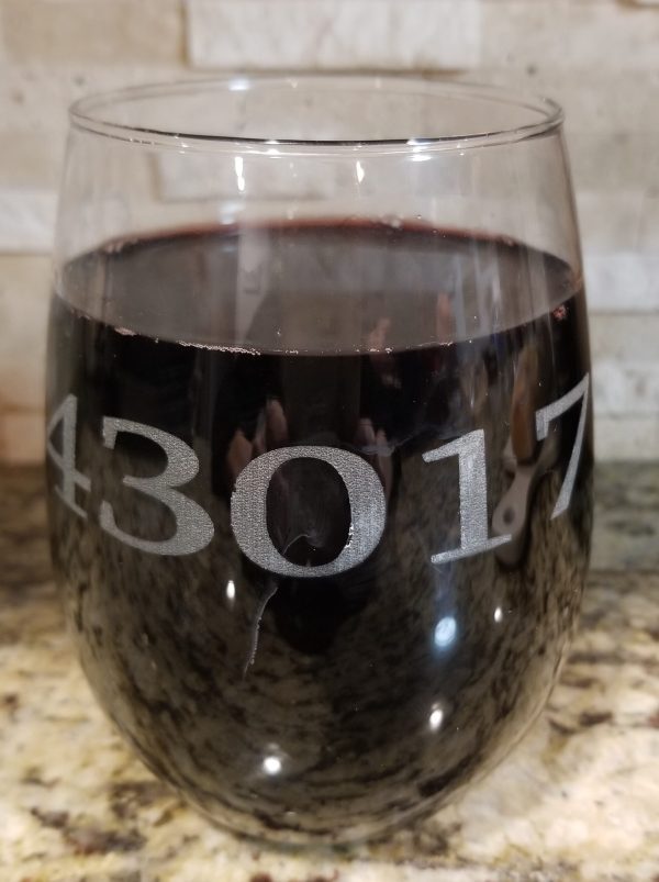 personalized-zip-code-wine-glasses-gift-set